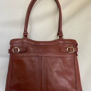 Elegant Brown Leather Shoulder Bag